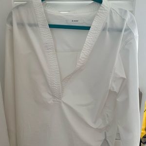 White blouse in Medium